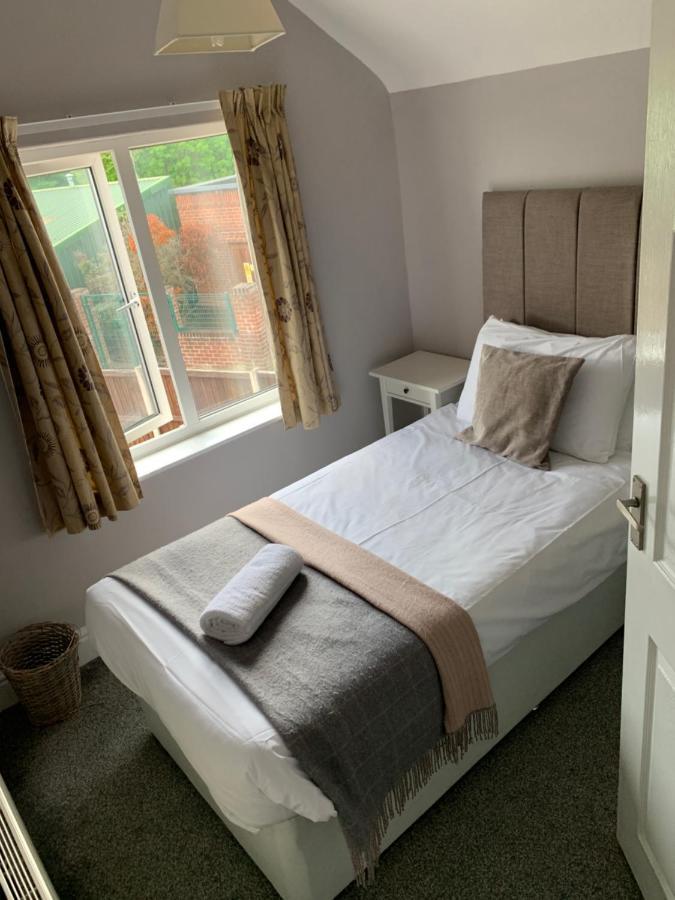 Apartamento Newlyn House Christleton Exterior foto