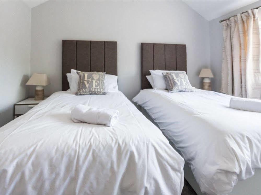 Apartamento Newlyn House Christleton Exterior foto
