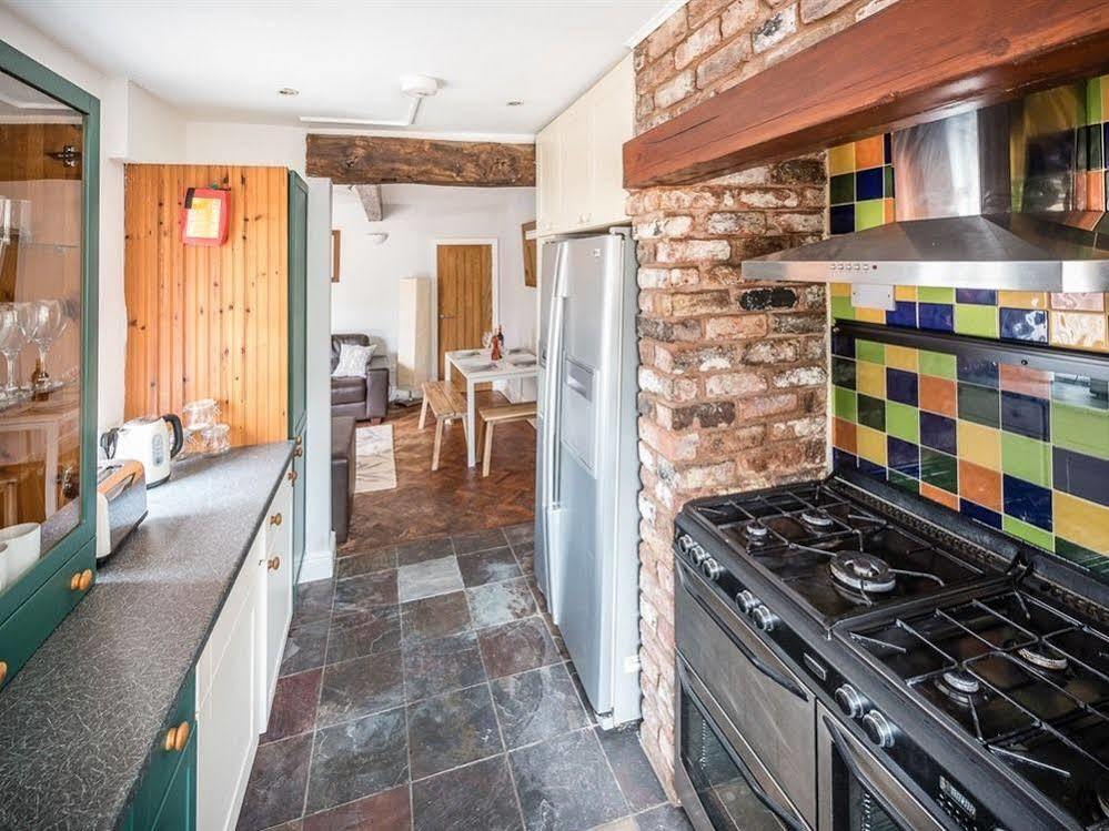 Apartamento Newlyn House Christleton Exterior foto