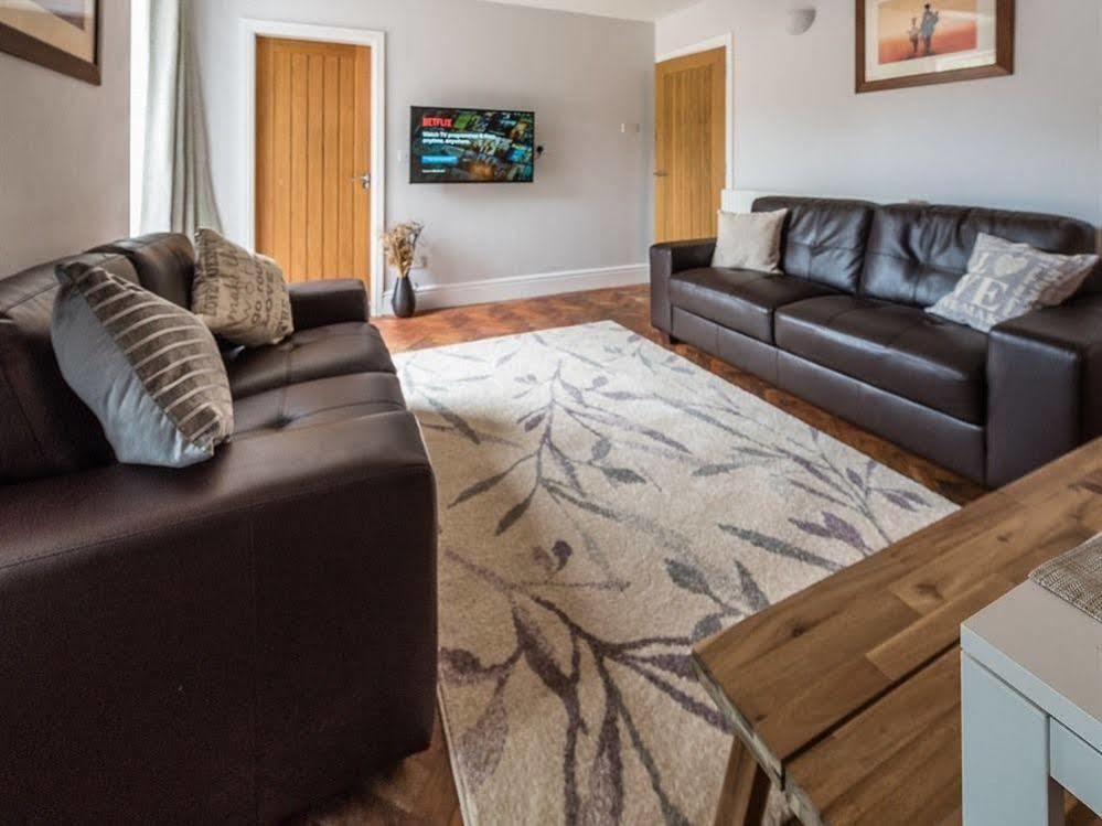 Apartamento Newlyn House Christleton Exterior foto